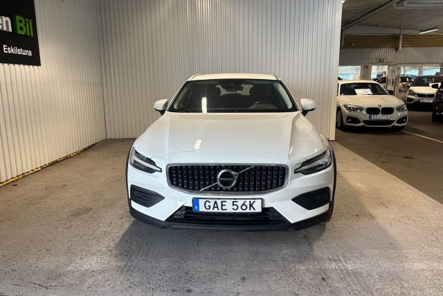 Volvo V60 Cross Country 2020 – bild 2