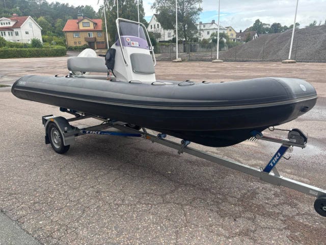 Grand S520 Ribb + Honda 60 hk