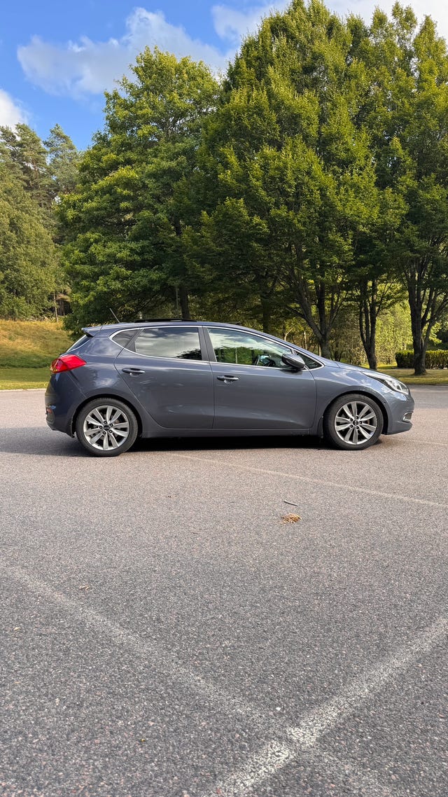 Kia Ceed 2013 – bild 2