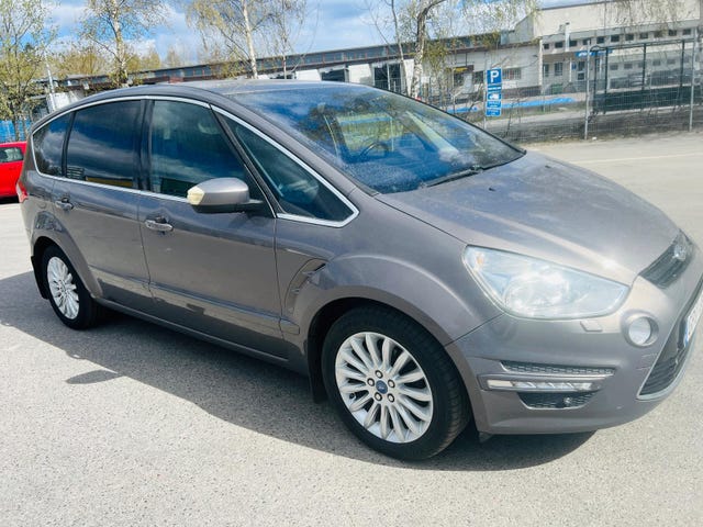Ford S-MAX 2012