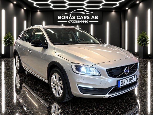 Volvo V60 Cross Country 2017