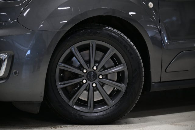 Ford Connect Tourneo 2019 – bild 3