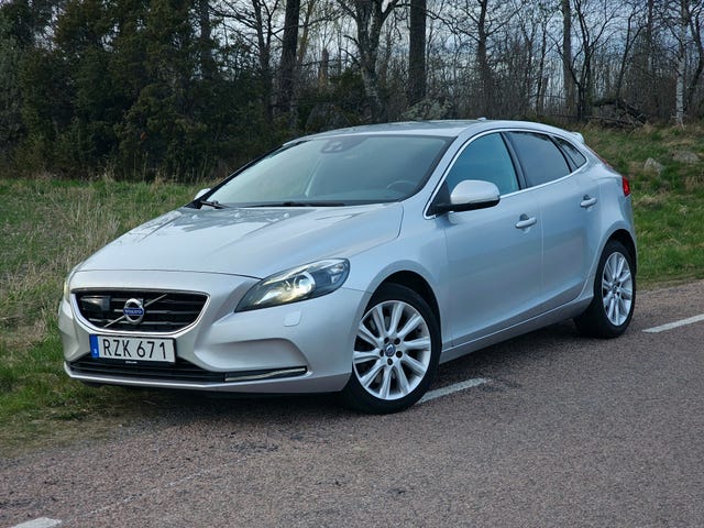 Volvo V40 2016