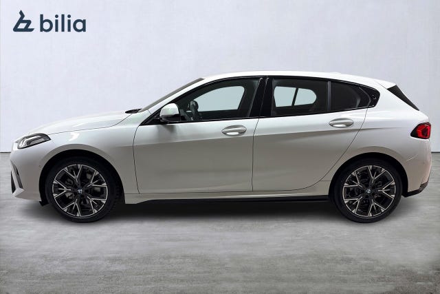 BMW 120 2026 – bild 3