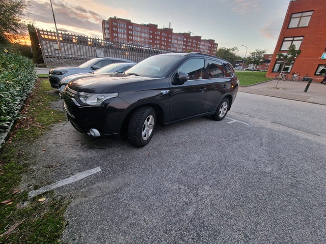 Mitsubishi Outlander 2014