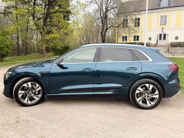 Audi e-tron 2019