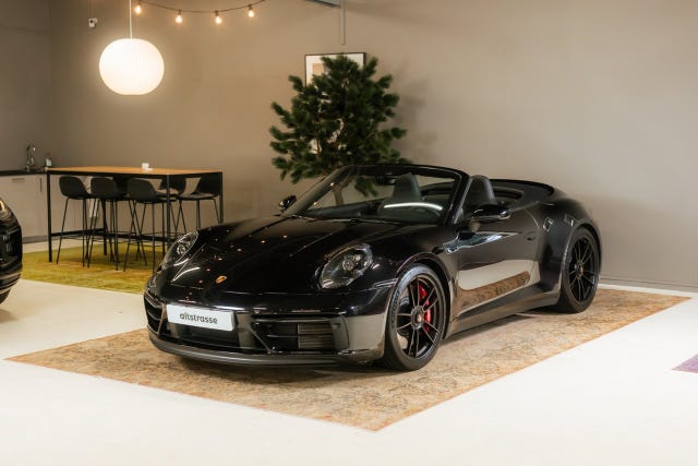 Porsche 911 2023