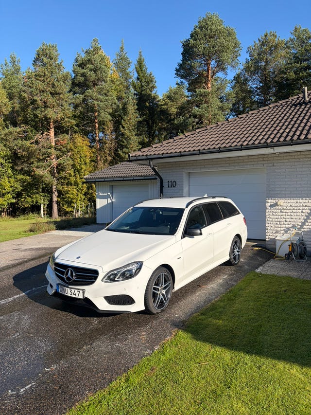 Mercedes-Benz E220 2016
