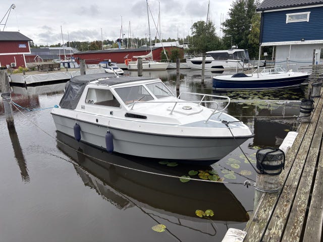 Flipper 700 1987 – omfattande renoverad, diesel och boggitrailer