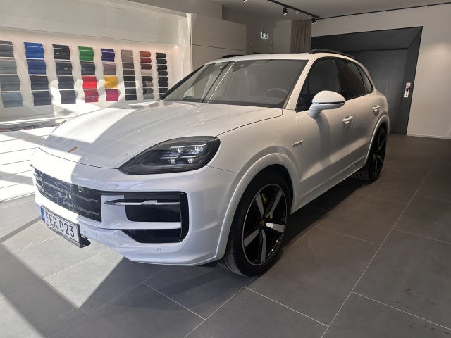 Porsche Cayenne 2024