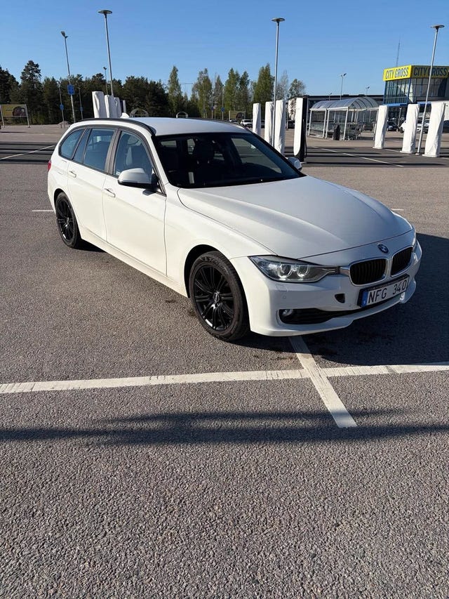BMW 318d 2013