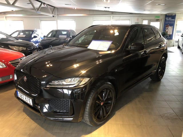 Jaguar F-PACE 2020