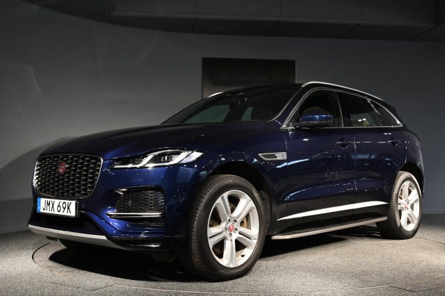 Jaguar F-PACE 2023