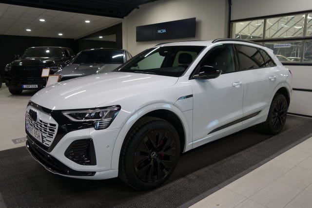 Audi Q8 2024