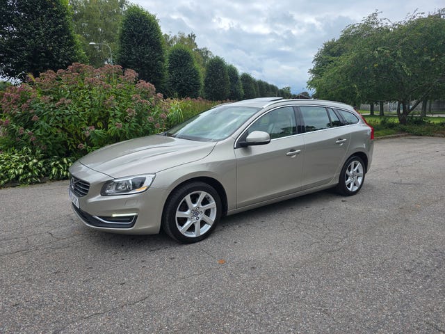 Volvo V60 2014
