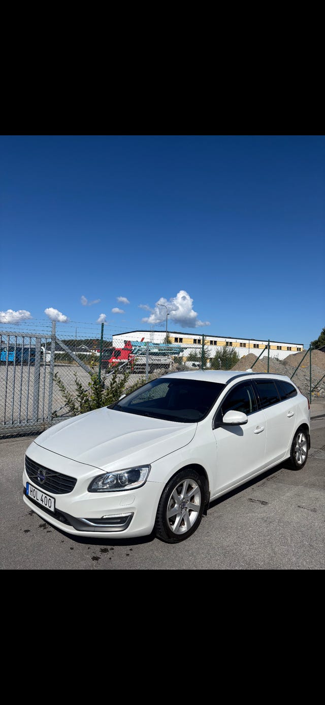 Volvo V60 2015