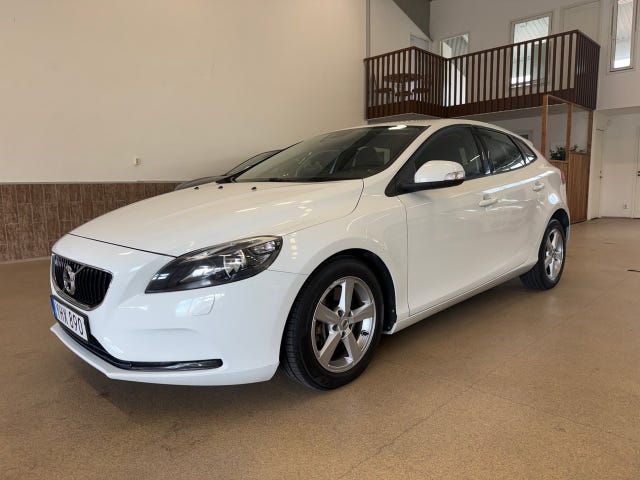 Volvo V40 2017