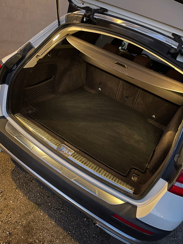 Mercedes-Benz E220 d 2019 – bild 3