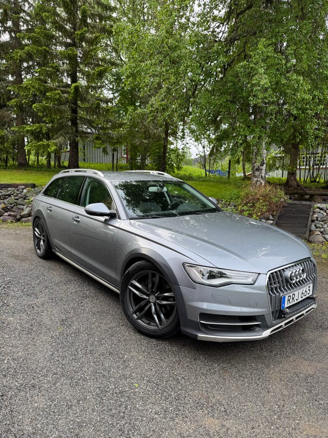 Audi A6 allroad 2015
