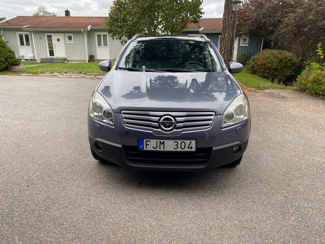 Nissan Qashqai+2 2009