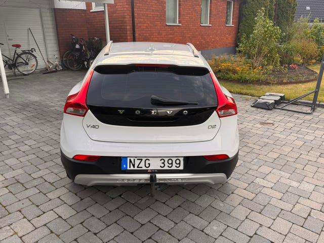 Volvo V40 Cross Country 2014