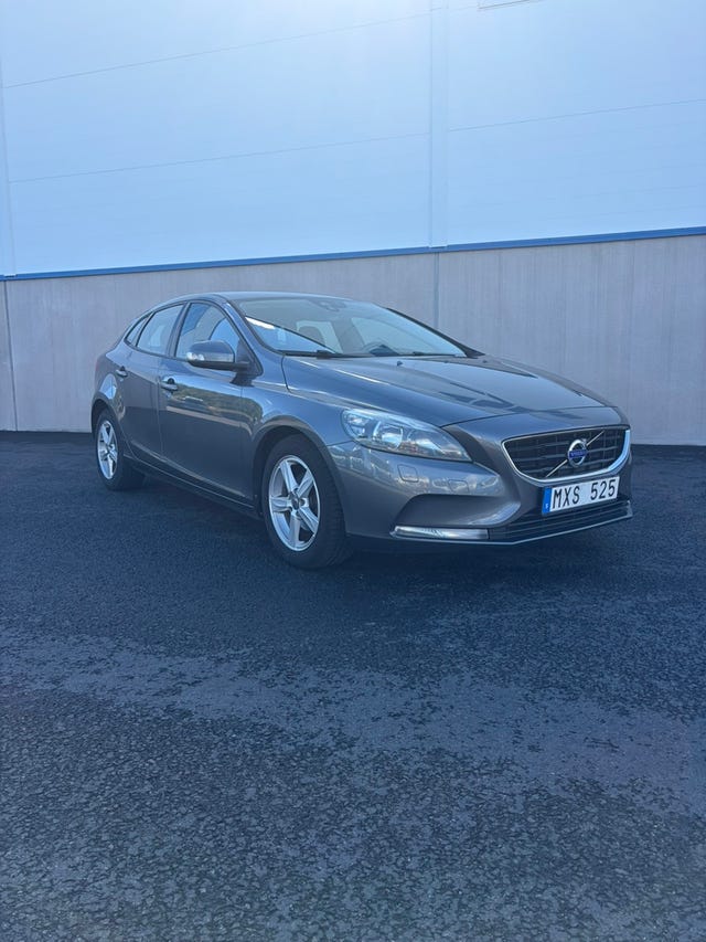 Volvo V40 2013