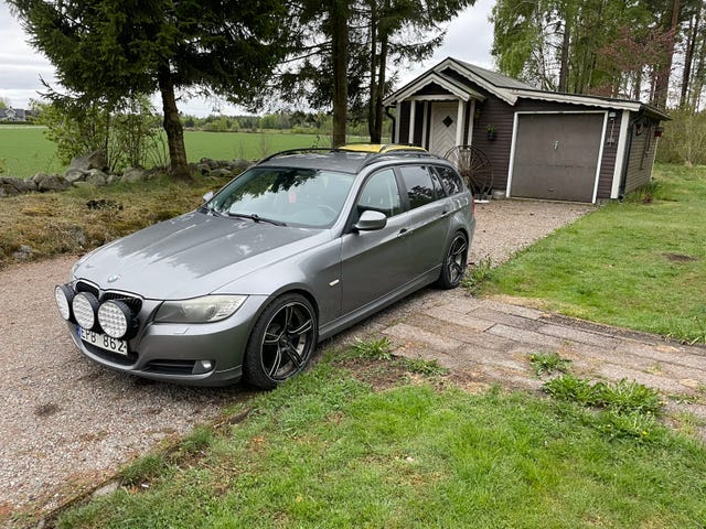 BMW 320d 2010