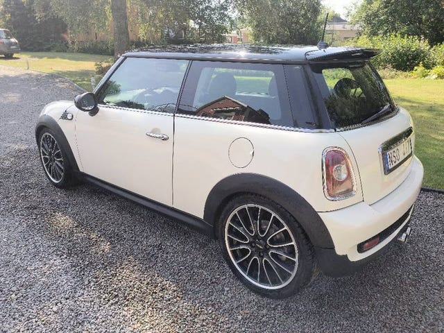 MINI Cooper 2010