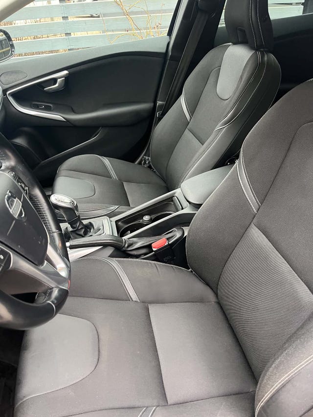 Volvo V40 2014 – bild 2