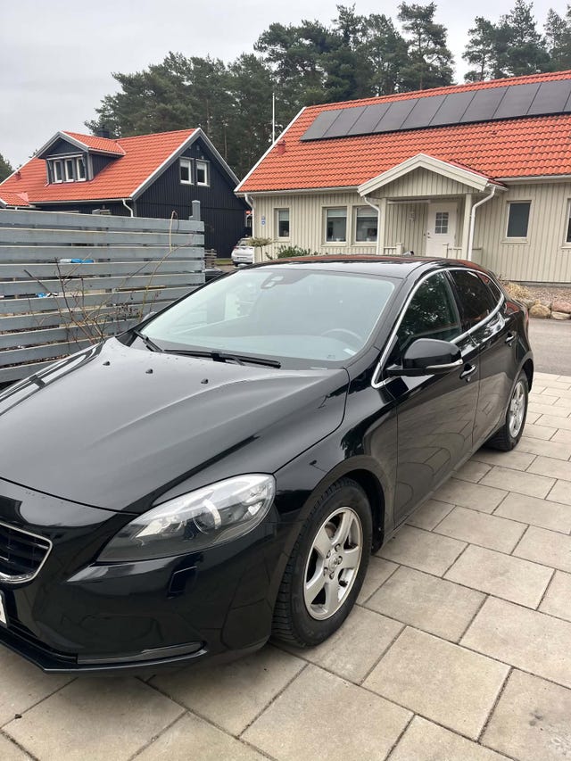 Volvo V40 2014