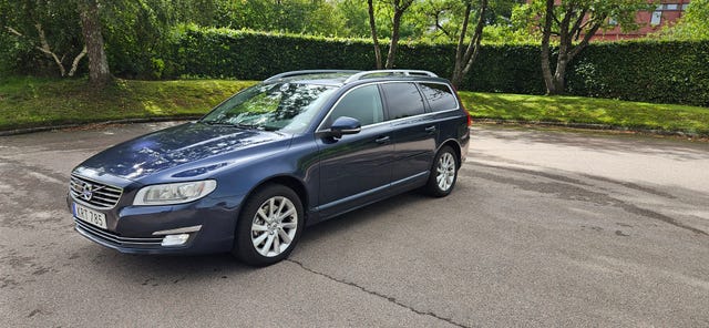 Volvo V70 2015