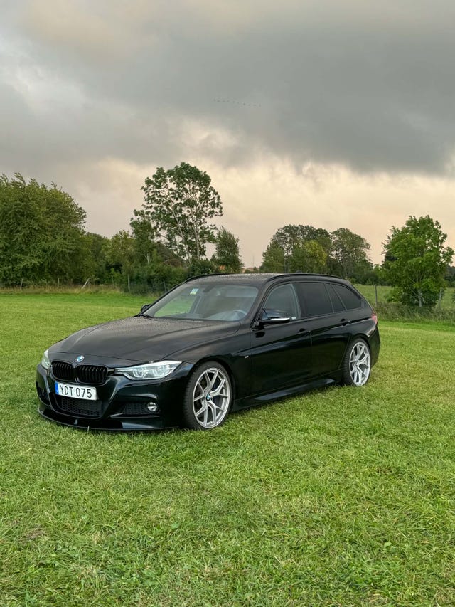 BMW 330i 2016