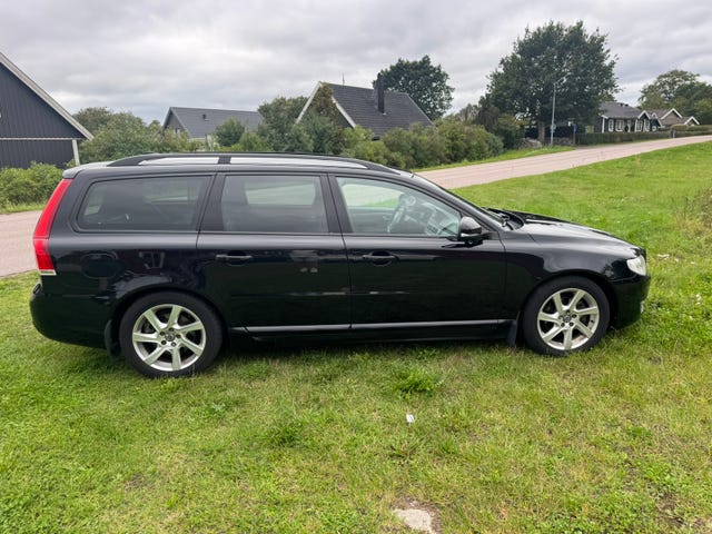 Volvo V70 2015