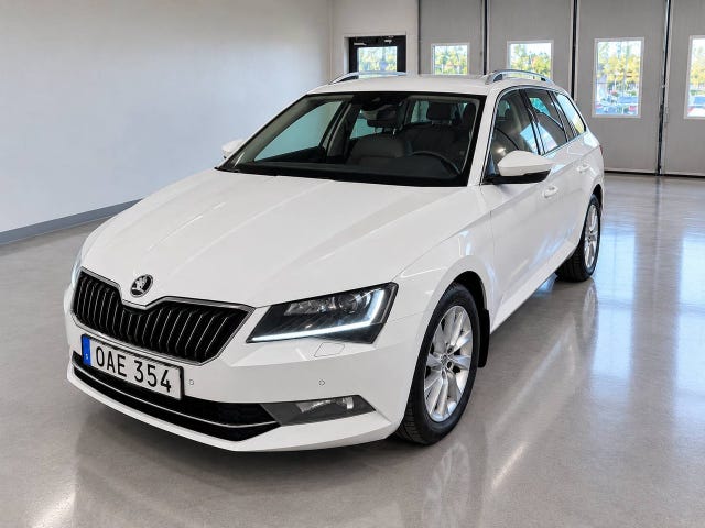 Skoda Superb 2017 – bild 2