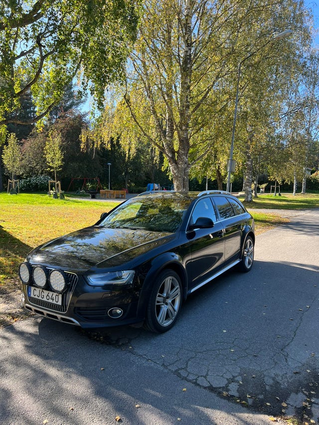 Audi A4 allroad 2014
