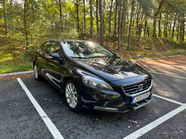 Volvo V40 2014