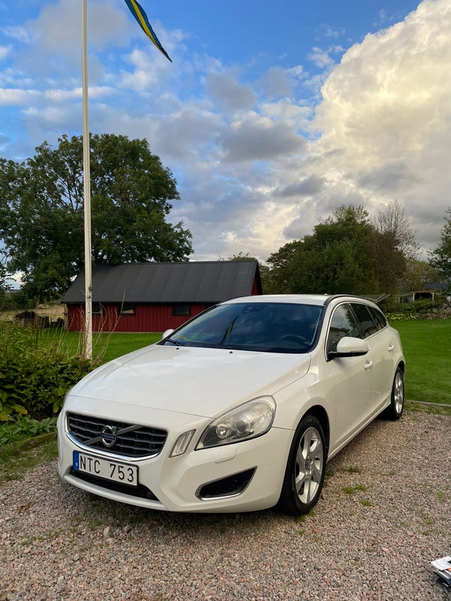 Volvo V60 2011