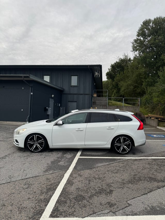Volvo V60 2012 – bild 3