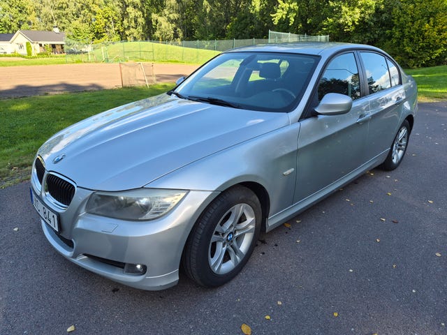 BMW 318d 2012