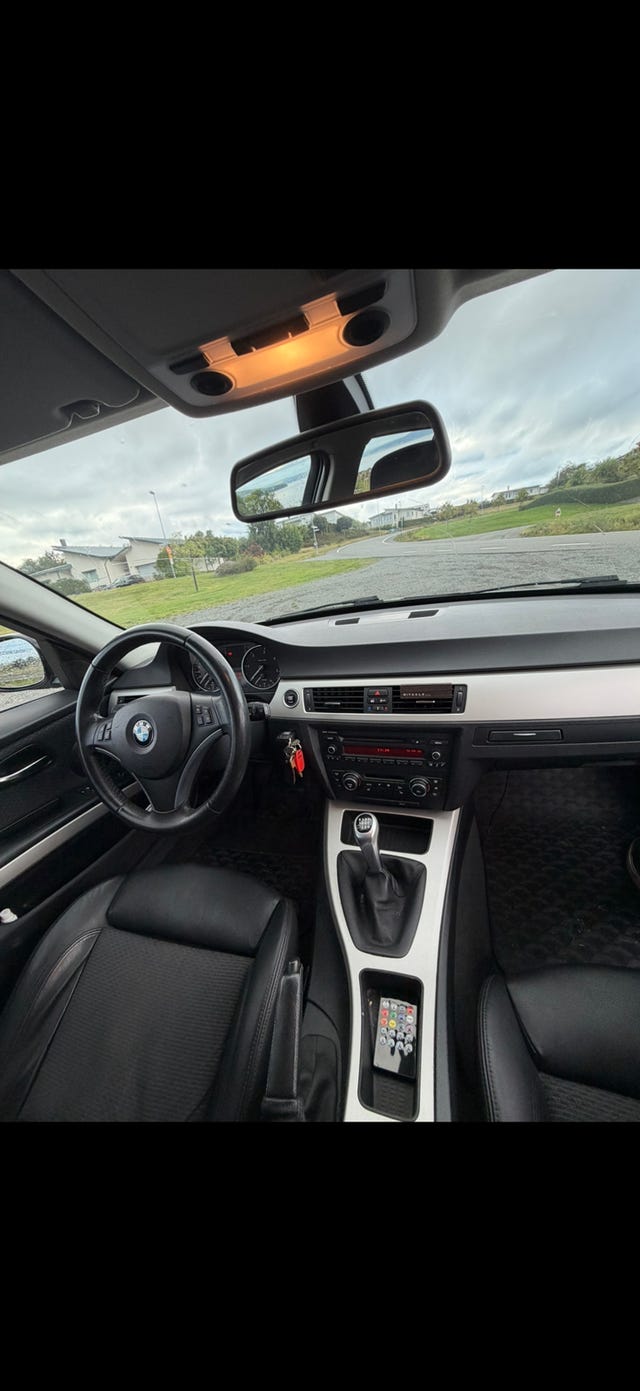 BMW 320d 2012 – bild 4