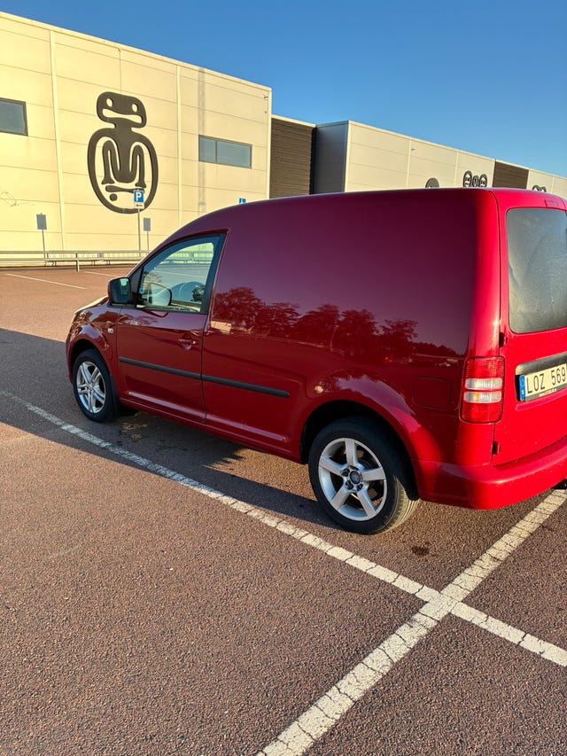 Volkswagen Caddy 2011