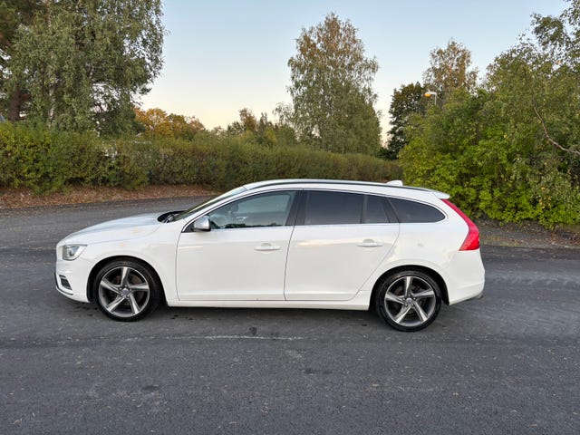 Volvo V60 2014