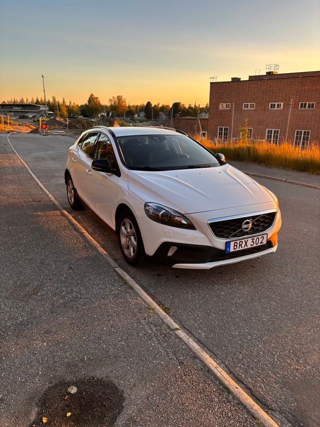 Volvo V40 Cross Country 2014