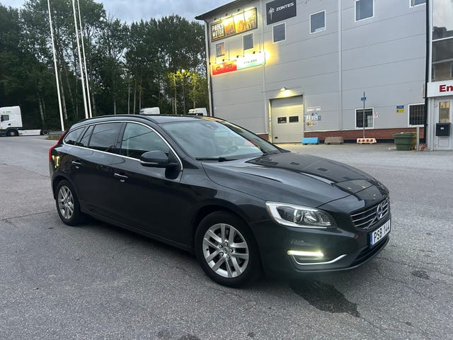 Volvo V60 2015