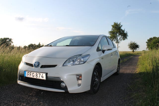 Toyota Prius Plug-in Hybrid 2013