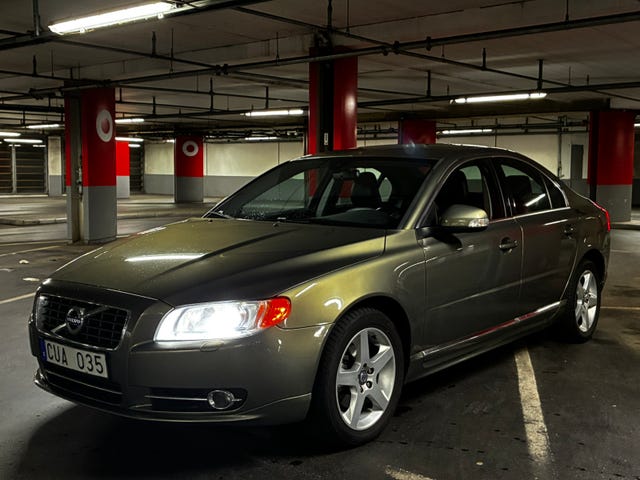 Volvo S80 2010