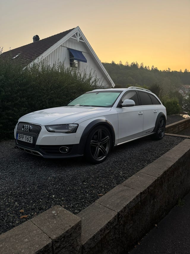 Audi A4 allroad 2015