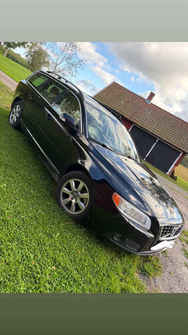 Volvo V70 2011