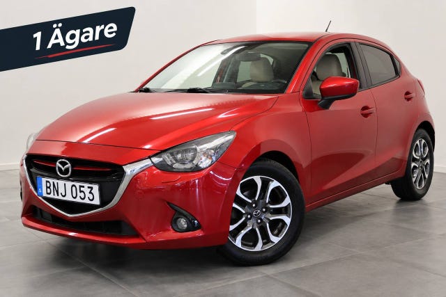 Mazda 2 2015