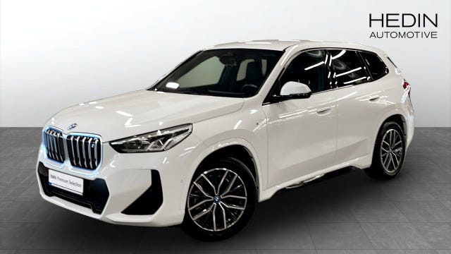 BMW iX1 2023